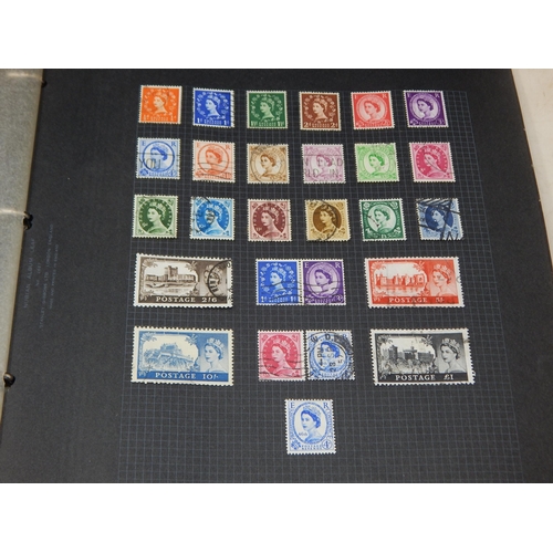 5 - Large collection of stamps in 2 binders GB QV - QE11 and World selection, group of First Day Covers ... 