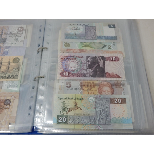 7 - Collection of Banknotes in collectors album