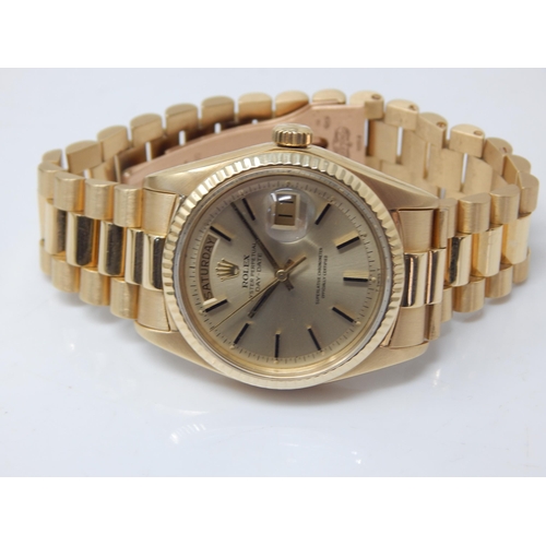 213A - Rolex: Gentleman's 18ct Gold Day Date 36mm Oyster Perpetual Wristwatch on 18ct Gold President Bracel... 