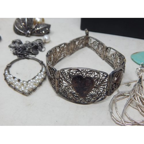 257 - A Quantity of Sterling Silver Jewellery together with a tin & box of costume jewellery