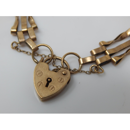 174 - 9ct Gold Gate Bracelet with Padlock Clasp: Length 18cm: Weight 6.67g