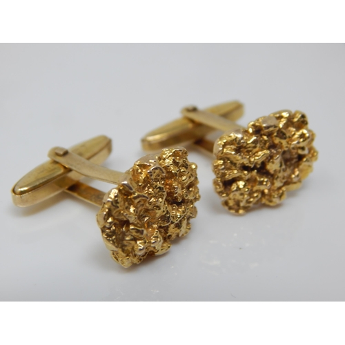 183 - 9ct Gold Gentleman's Bar Back Cufflinks: Weight 11.90g