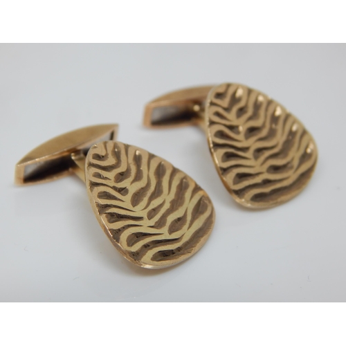 184 - 9ct Gold Gentleman's Bar Back Cufflinks: Weight 9.04g