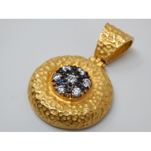 190 - 14ct Gold Pendant Set with Diamonds: Weight 11.22g