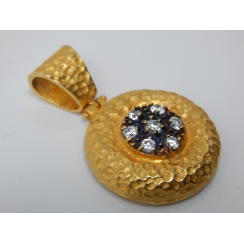 190 - 14ct Gold Pendant Set with Diamonds: Weight 11.22g