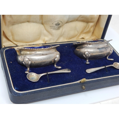 280 - A Pair of Silver Open Salts with Cobalt Blue Glass Liners together with Spoons in Fitted Case: Hallm... 