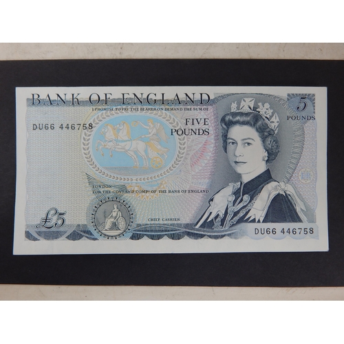 74 - Rare Error Bank of England Five Pound note missing cashiers signature rare thus