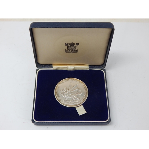98 - Stunning Prince of Wales 1969 Sterling Silver .925 Silver Investiture Medallion in Royal Mint case w... 