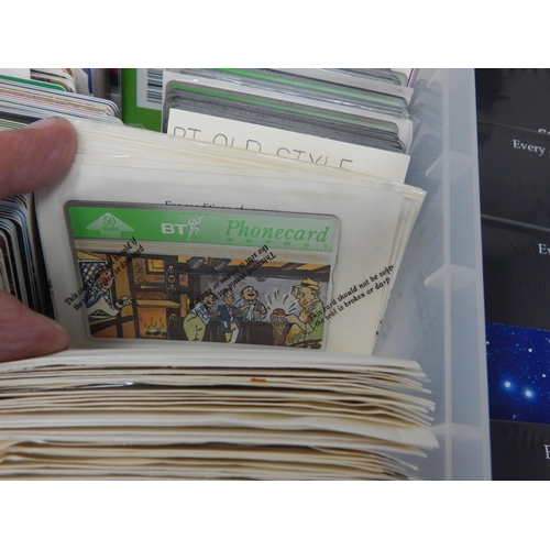 89 - A superb collection of phone cards neatly housed in plastic tub