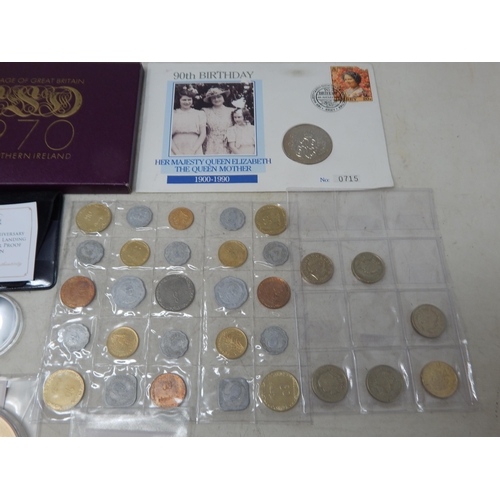 60 - Large collection of modern issues to include 1977 Proof Set (case broken clasp); Gibraltar Crown 200... 