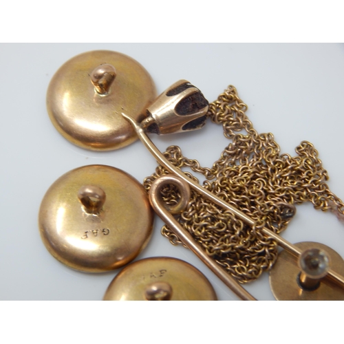 27 - A Quantity of 9ct Gold Oddments: Gross weight 13.2g