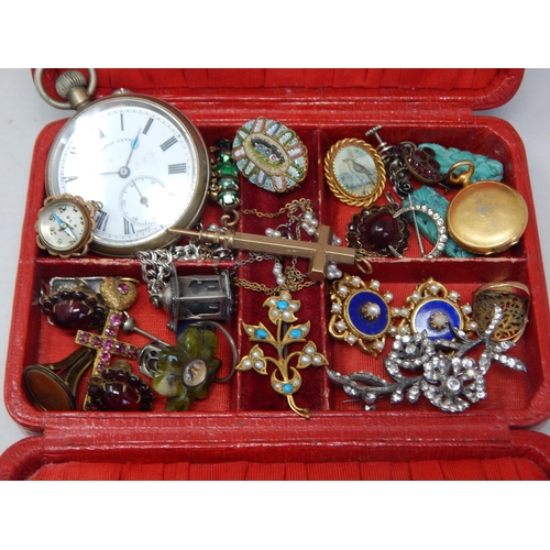 41 - A Quantity of Antique & Vintage Costume Jewellery Contained in Two Jewellery Boxes