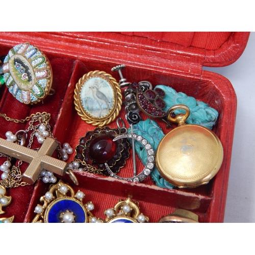 41 - A Quantity of Antique & Vintage Costume Jewellery Contained in Two Jewellery Boxes