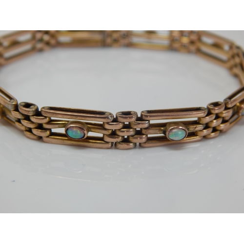 49 - 9ct Gold Opal Set Bracelet: Length 18cm: Weight 10.10g