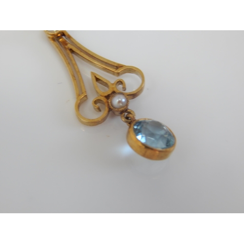 56 - Edwardian 15ct Aquamarine Set Pendant Necklace 40cm: Weight 3.48g