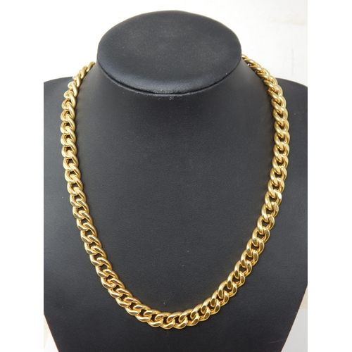 95 - A Very Heavy 18ct Gold Curb Link Chain: Length 22