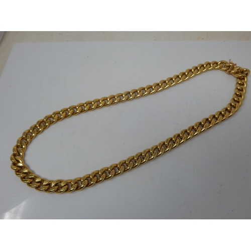 95 - A Very Heavy 18ct Gold Curb Link Chain: Length 22