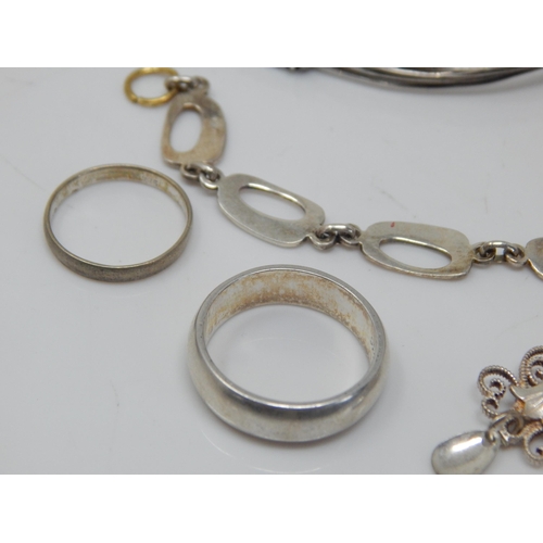 110 - A Quantity of Silver Including Bangles, Rings, Bracelet, Earrings & a Georgian Silver Vinaigrette wi... 