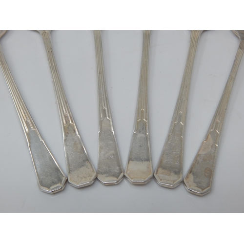 115 - A Set of 6 Silver Coffee Spoons Hallmarked Sheffield 1940 by Joseph Elliot & Sons: Weight 52g