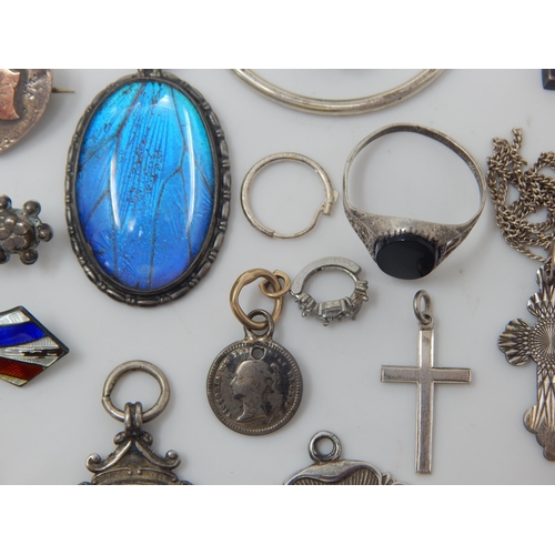 126 - A Quantity of Silver Jewellery Including Sweetheart Brooches, Rings, Fobs, Pill Box etc (lot) Gross ... 