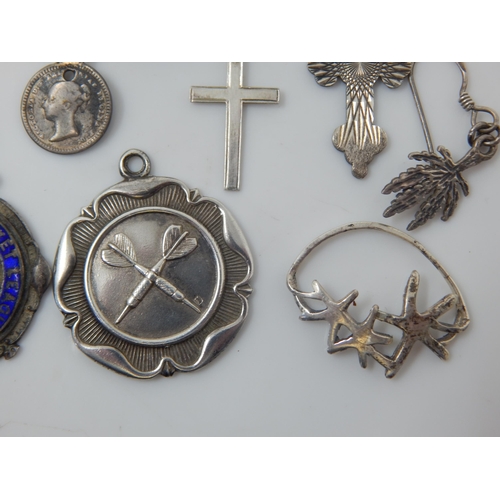 126 - A Quantity of Silver Jewellery Including Sweetheart Brooches, Rings, Fobs, Pill Box etc (lot) Gross ... 