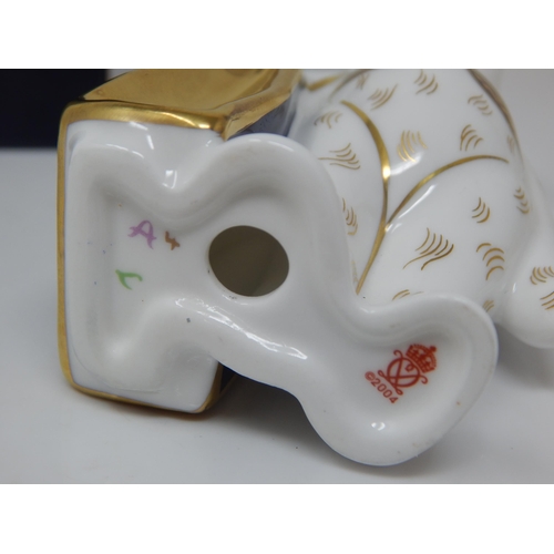 353 - Royal Crown Derby Bennetts Shopper Bear Boxed 2004 with Certificate.