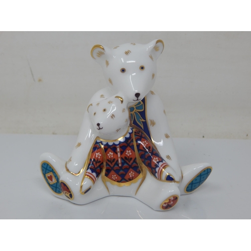 355 - Royal Crown Derby Mummy & Charlotte. 2002.