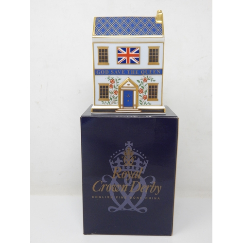 386 - Royal Crown Derby Miniature Houses 