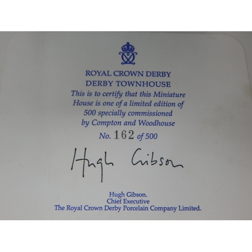 390 - Royal Crown Derby Miniature Houses “Derby Townhouse”162 of 500 for Compton &
Woodhouse. Box & Certif... 