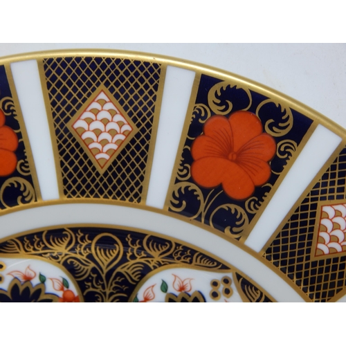 400 - Royal Crown Derby Old Imari 1128 pattern 23cm Plate 1st Quality 1976 together with Royal
Crown Derby... 