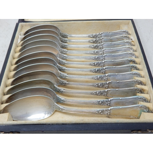 137 - A Set of 12 German 800 Standard Silver Tablespoons in Original Fitted Case: Length 21.2cm: Weight 10... 