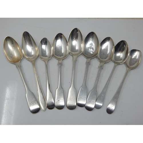 154 - A Quantity of Victorian & Later Hallmarked Silver Spoons: Various Dates & Makers: Weight 172g