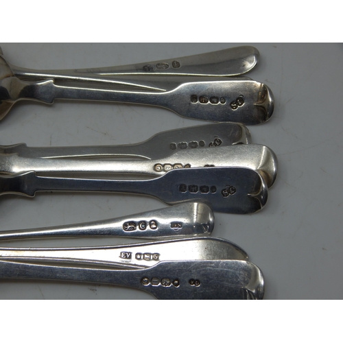 154 - A Quantity of Victorian & Later Hallmarked Silver Spoons: Various Dates & Makers: Weight 172g
