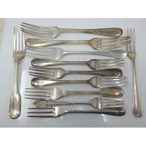 159 - A Quantity of Victorian & Later Hallmarked Silver Forks: Various Dates & Makers: Weight 644g
