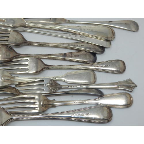 159 - A Quantity of Victorian & Later Hallmarked Silver Forks: Various Dates & Makers: Weight 644g