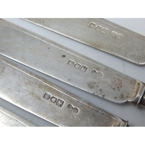160 - A Set of 6 Edwardian Silver Fish Knives Hallmarked London 1904: Length 21cm: Weight 356g