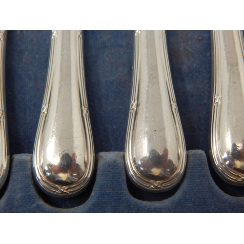 166 - A Set of George V Silver Handled Tea Knives: Hallmarked Birmingham 1912 by Levi & Salaman: Length 18... 