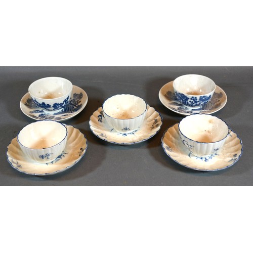 33 - A Pair of First Period Worcester Tea Bowls and Saucers decorated in underglaze blue together with a ... 