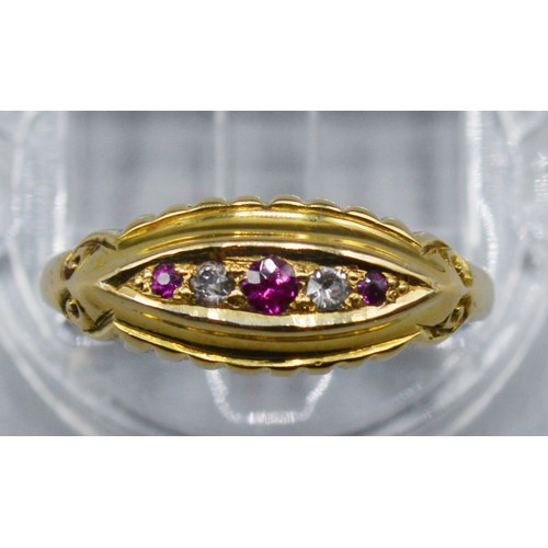 257 - An 18ct Gold Dress Ring, set with red and white stones, 2.8 grams, ring size N