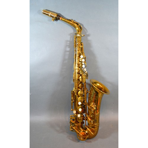 310 - A Selmer Mark VI Saxophone Brev-SGDG-920653 serial number M.74335 with original case