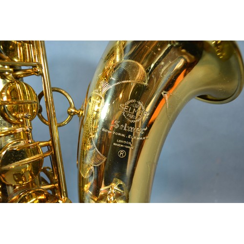 312 - A Selmer Mark VI Tenor Saxophone BREVSGDG.290653 serial number M114676 1962 within fitted case