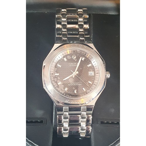 226 - A Croton stainless steel cased automatic gentlemans wristwatch