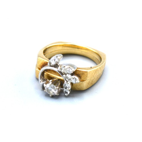 146 - A 14ct Gold Double Diamond Ring to include a solitaire, claw set and another set smaller diamonds in... 