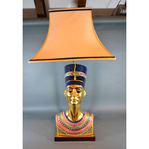 37 - A Limited Edition Table Lamp in the form of Nefertiti by Edoardo Tasca, 50 cms tall