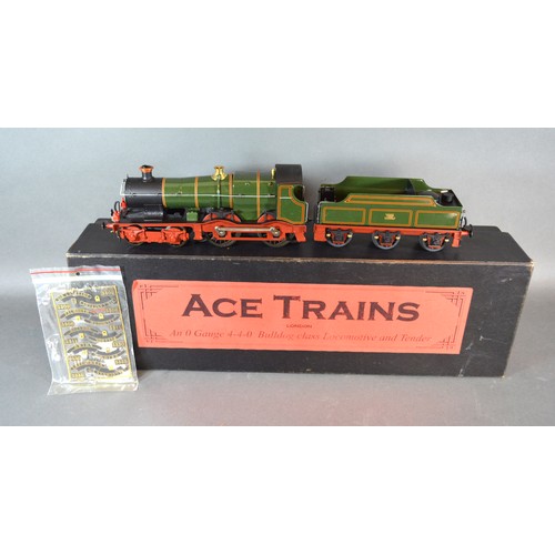 58 - An Ace Trains 0 Gauge 4-4-0 Bulldog Class Locomotive and Tender GWR Lined Green 1900 within original... 