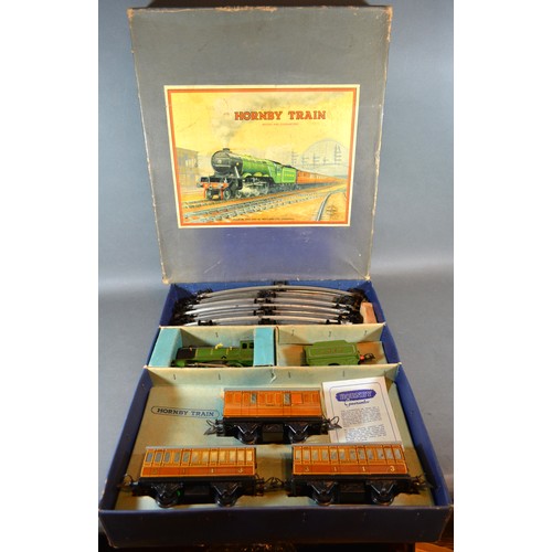 89 - A Hornby Train No.501 Passenger Set within original box