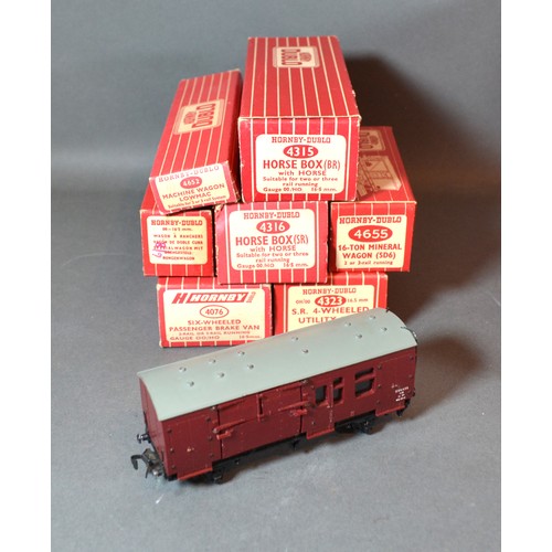 117 - A Hornby Dublo 4305 Passenger Fruit Van together with a collection of 36 other Hornby Dublo rolling ... 