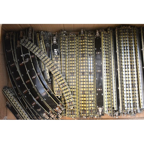 119 - A Collection Of Hornby Dublo Railway to include signal cabin, coaches and track