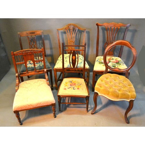 663 - A Circa 1920's Queen Anne Style Walnut Side Table, 96 cms wide x 45 cms deep x 77 cms high, together... 