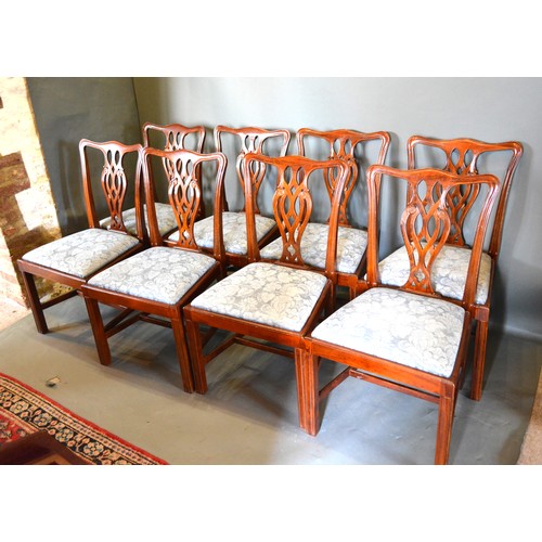 359 - *** Collect*** A Set Of Eight Mahogany Chippendale Style Dining Chairs each with a shaped pierced sp... 